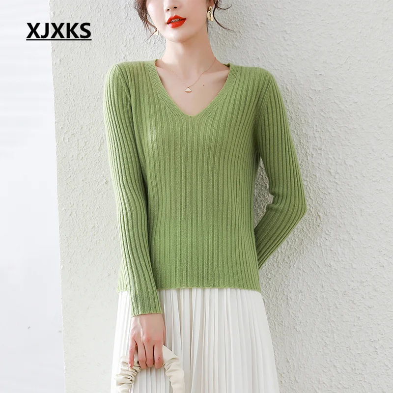 

Осень-зима 2022, Модный женский свитер XJXKS с V-образным вырезом, однотонный трикотажный пуловер из искусственной шерсти