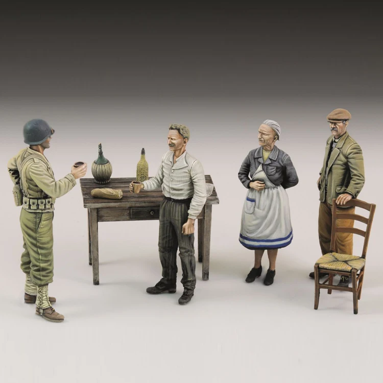 

Модель солдата из смолы 1/35, американский солдат и гражданский, питьевой 4 человек 654