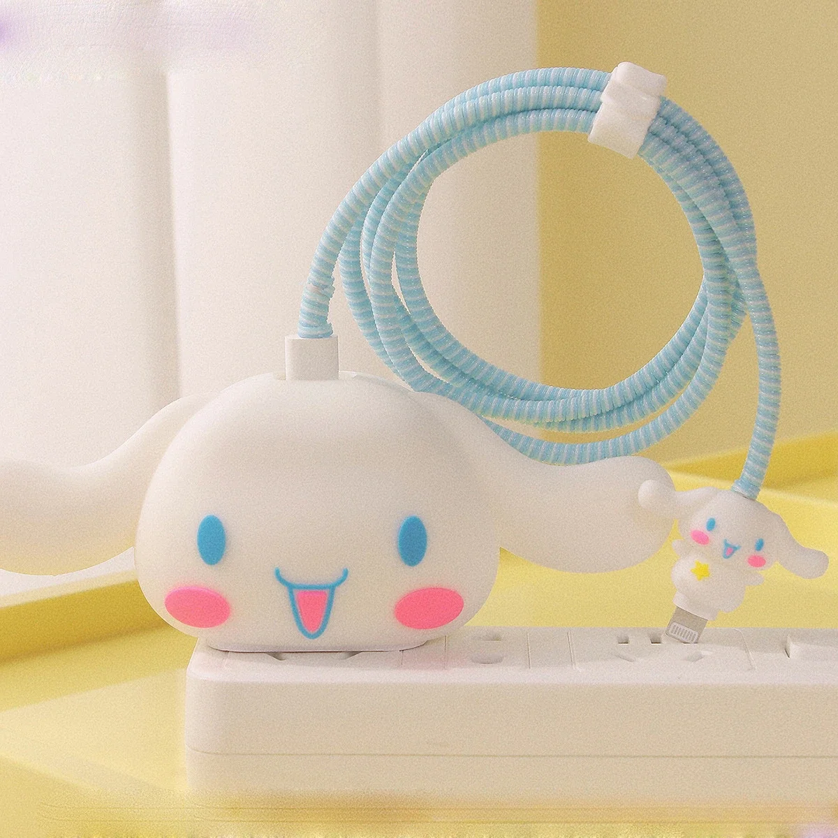 

Аниме Sanrio Hello Kitty Kuromi аксессуары для зарядного устройства защита от укусов кабель для зарядки IPhone защитный чехол подарок
