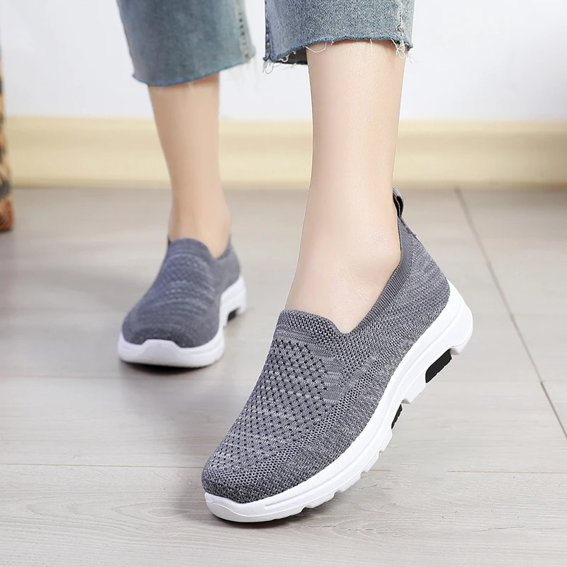 

Женские теннисные туфли, известные дизайнерские черные кроссовки для тенниса, без кожи, повседневная обувь, размер 47