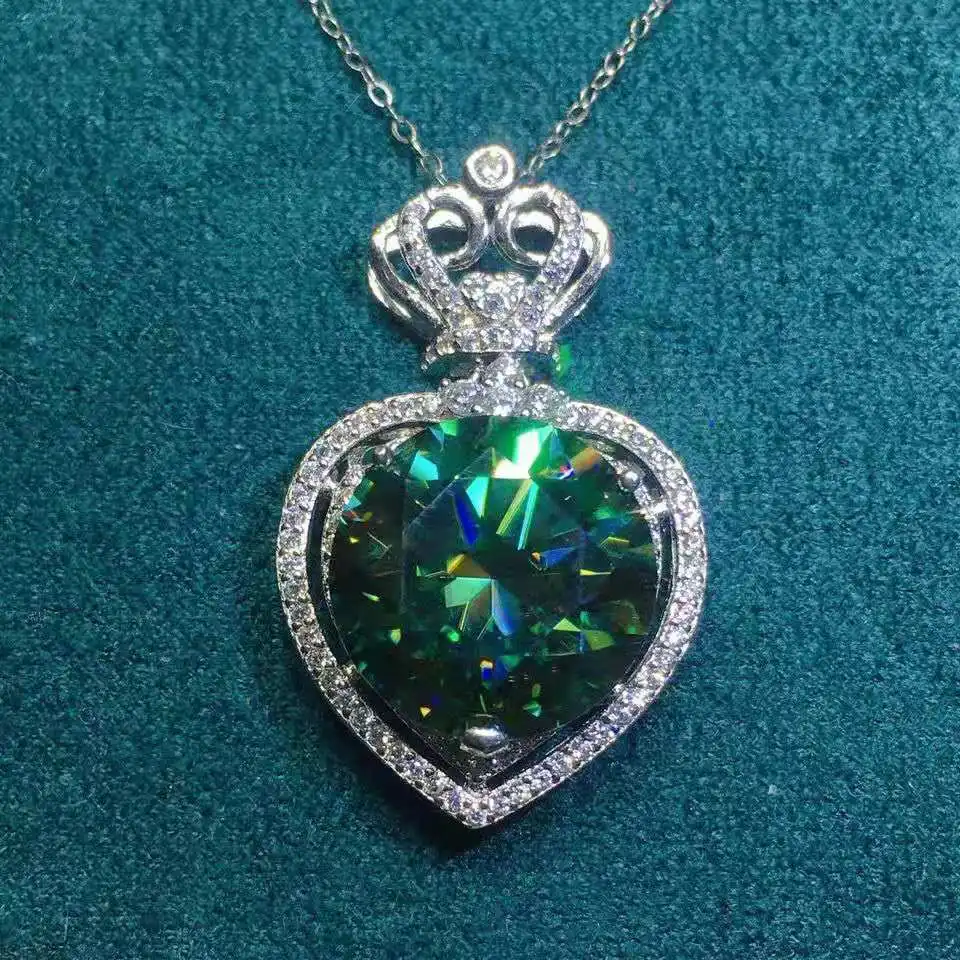 

New 12 Carat Blue-green Moissan Diamond Pendant Oversized Carat Round 15mm Inlaid Blue-green Necklace Jewelry Accessories