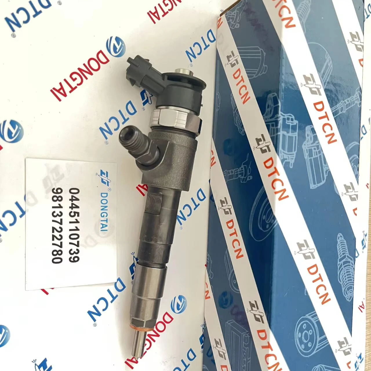 Форсунка Common Rail дизельного топлива 0445110340 0445110739 1696927 9687069280 AV2Q-9F593-BA для Citroen Ford Fiat 1.6