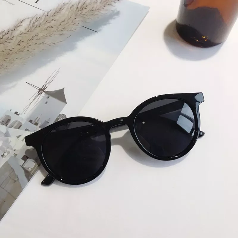 

Fashion Cute Sexy Retro Cat Eye Sunglasses Women Vintage Brand Designer Round Sun Glasses For Female Male UV400