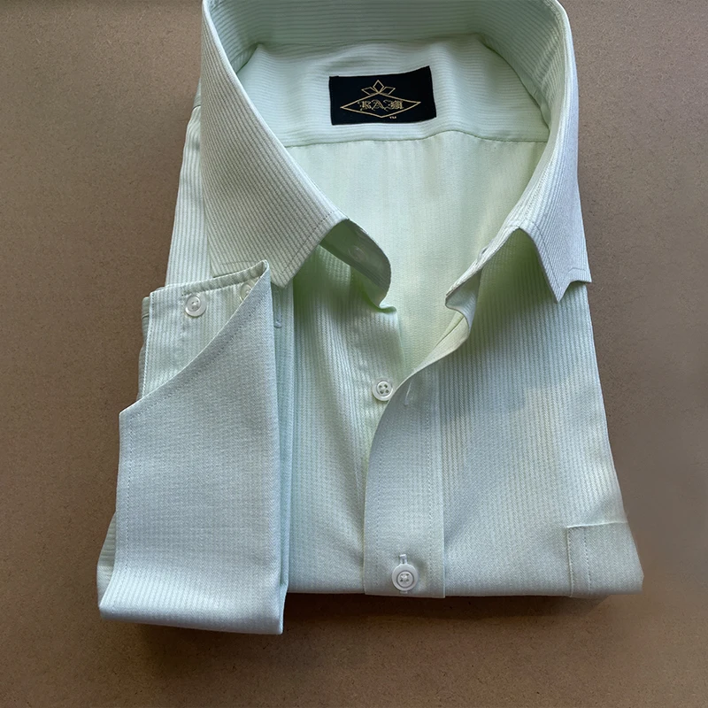 

Men's Autumn Thin Long Sleeve Fashionable Business Blue Shirt