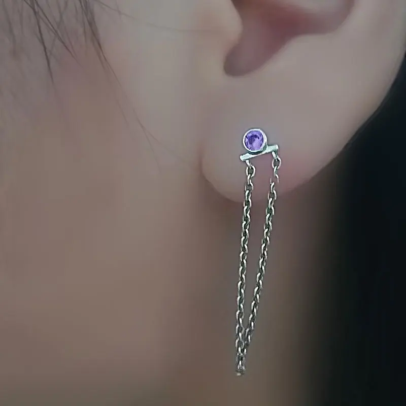 Серьги-гвоздики женские из серебра 925 пробы с аметистом