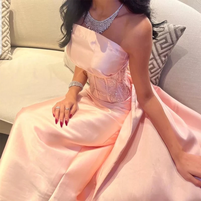 

Elegant Light Pink Prom Dress Sexy Strapless A-line Crystal Evening Dress Silk Floor-Length فستان سهرة Romantic Party Dresses