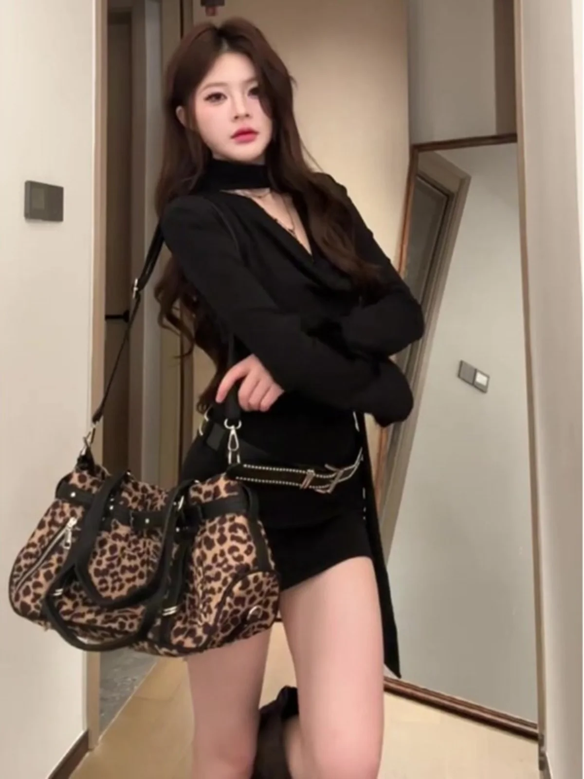 Цельное платье American Sle Gyaru с висячим вырезом и длинными рукавами. Женская одежда.