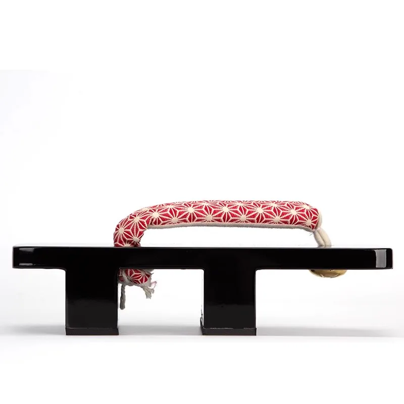 Рисунок 2 - Шлепанцы с двумя зубцами