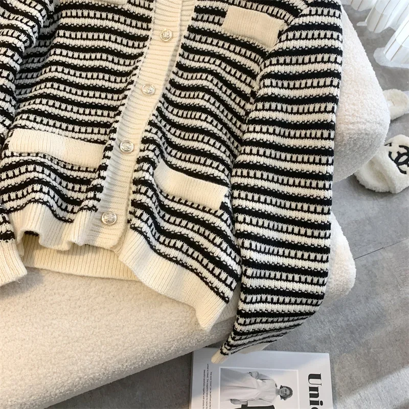 2024 зимняя вязаная куртка в полоску милый кардиган женский корейский пуловер с
