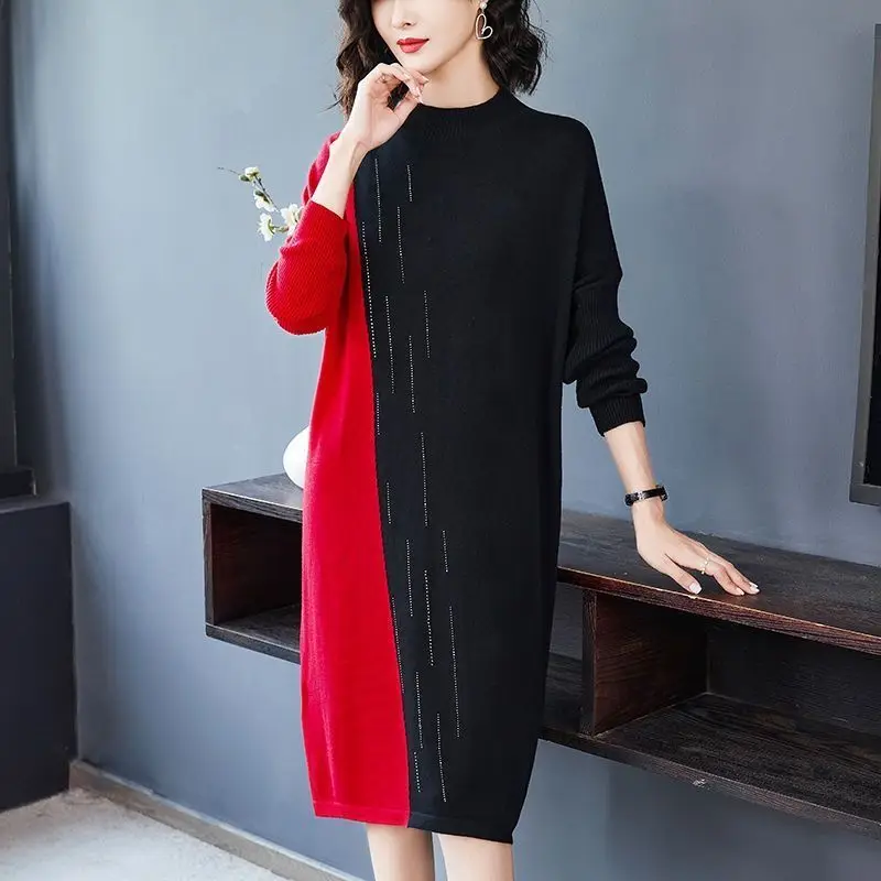 

Женское трикотажное платье в стиле пэчворк, 3 цвета