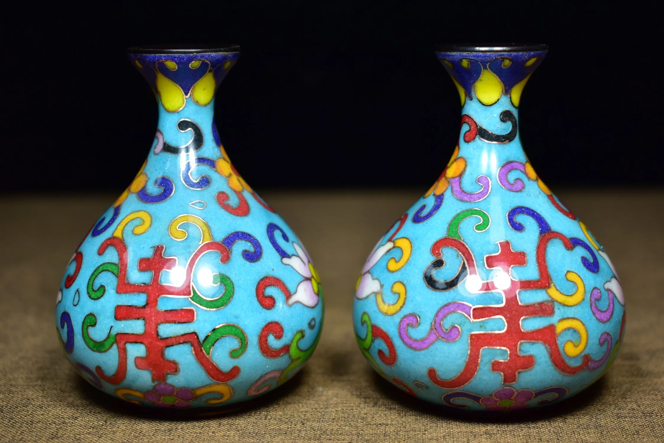 

4"Tibetan Temple Collection Old Bronze Cloisonne Enamel longevity wine bottle shape vase a pair Gather fortune ornament
