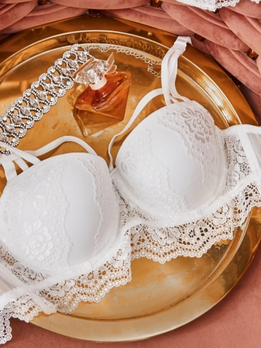 Сексуальное кружевное нижнее белье комплект с бюстгальтером и трусиками нижнего