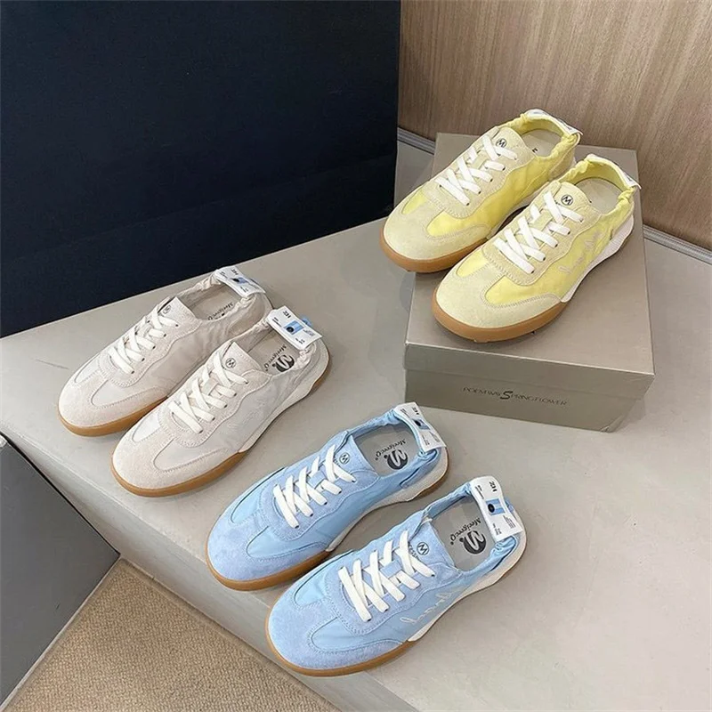 Sneakers leather flatsladies shoes on offer shoes for women 2023 ladies shoes running shoeRunning soft-soled casual women's shoe