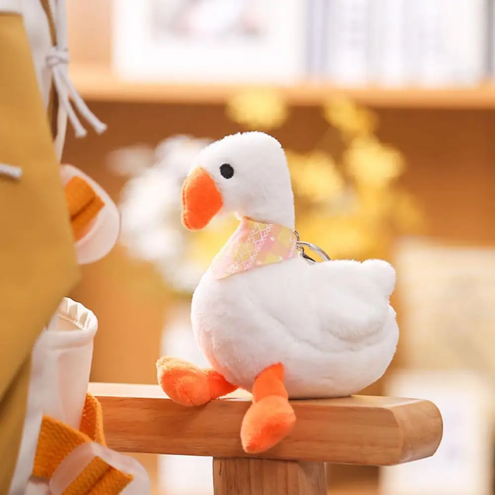 Милый плюшевый гусь. Игрушка гусь. Гусь подарок. Гусь 130 см игрушка. Гусь обнимусь игрушка.