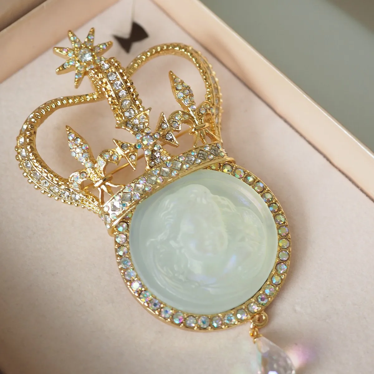 

Angel Crown Brooch Vintage Antique White Jewelry for Women