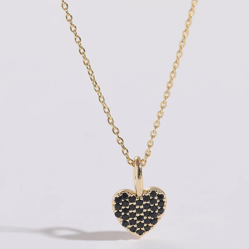 

2023 New Fashion Women Ins Elegant Black Zircon Inlaid Heart Pendant Clavicle Chain Necklace Women Sexy Party Necklace Jewerly