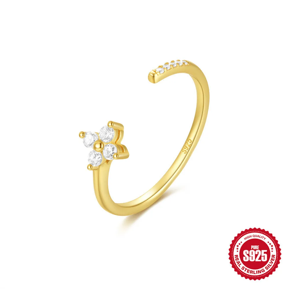 Женское Открытое кольцо из серебра 925 пробы с фианитами