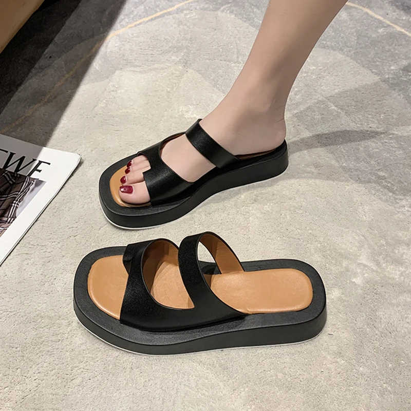 

Женские Классические шлепанцы, роскошные Сланцы на платформе средней высоты, гавайский дизайн 2022, летние модные домашние тапочки из искусс...