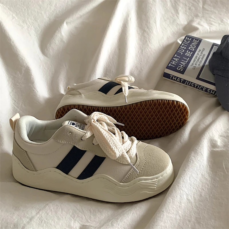 

Fashion Sneakers Woman Vulcanized Shoes Lace Up Flats Shoes Ladies Spring Autumn Casual Sneakers Female Sports Shoes Platform