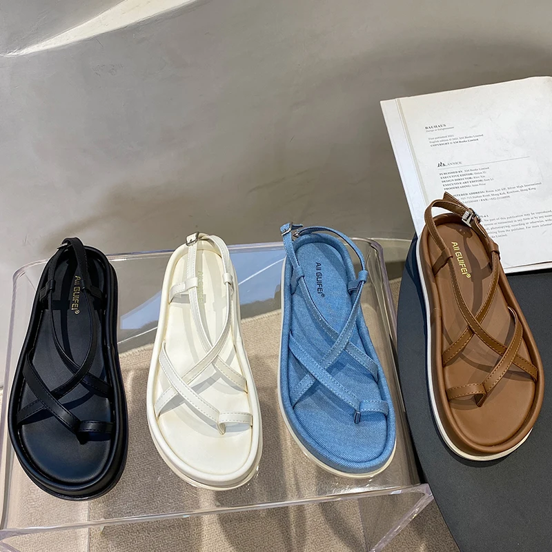 

Сандалии женские джинсовые на платформе, босоножки Гладиаторы с круглым носком, модная обувь на плоской подошве, лето 2022