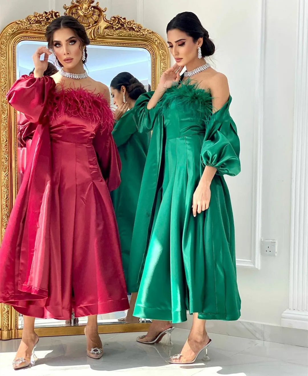 

Elegant Short Satin Green Evening Dress With Feathers Strapless A-Line Tea Length Robe De Mariée Party Gown For Women