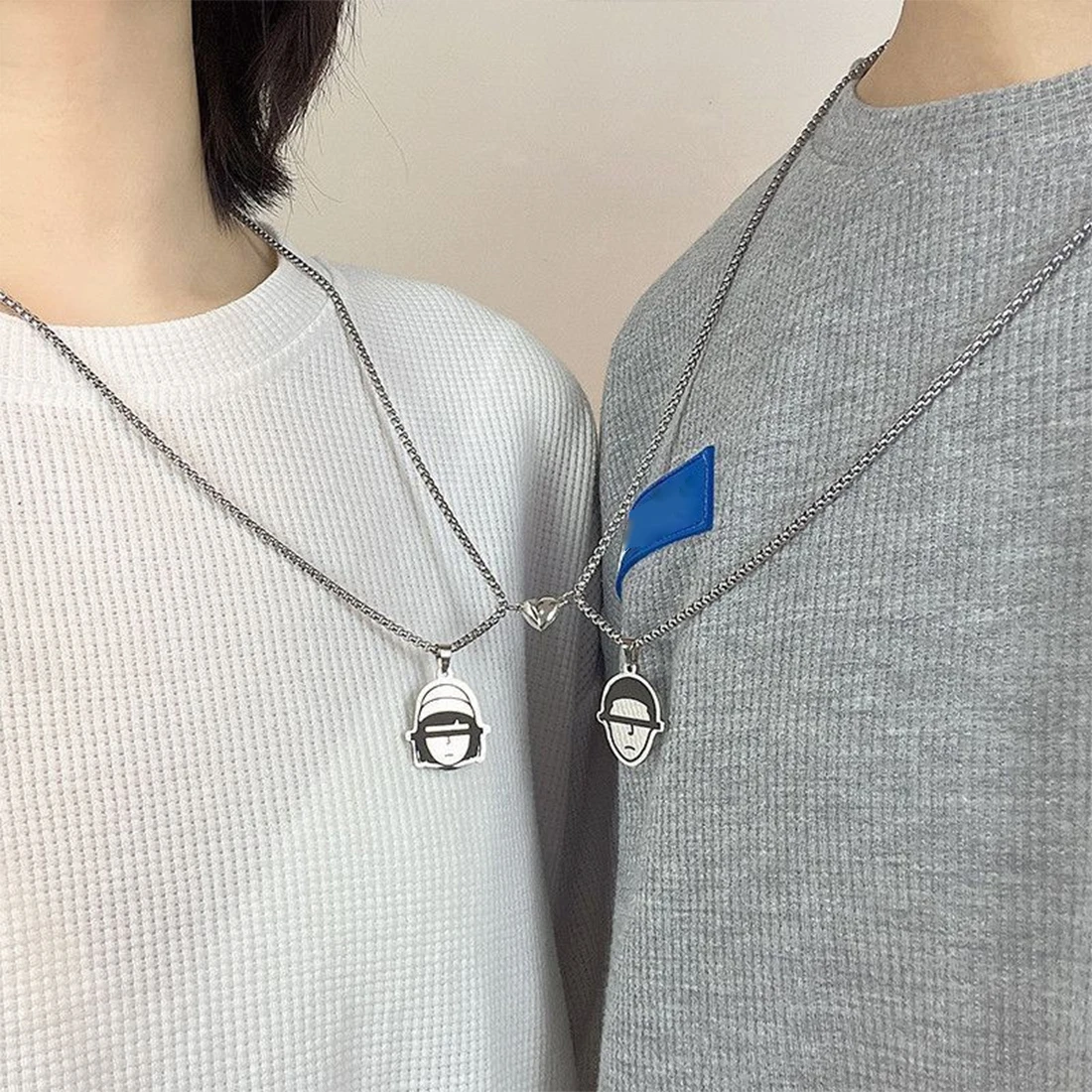 

2PCS Boys And Girls Character Couple Necklace Heart Magnetic Pendant Necklace Silver Color Lovers Jewelry For Women