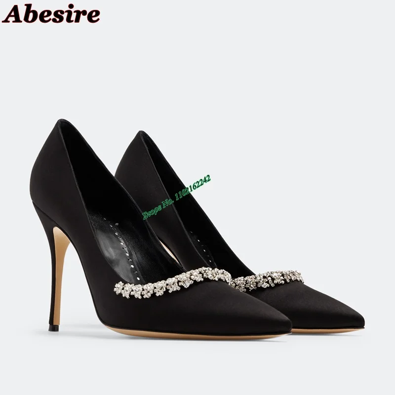 Атласные туфли-лодочки с острым носком 6/8/10 см