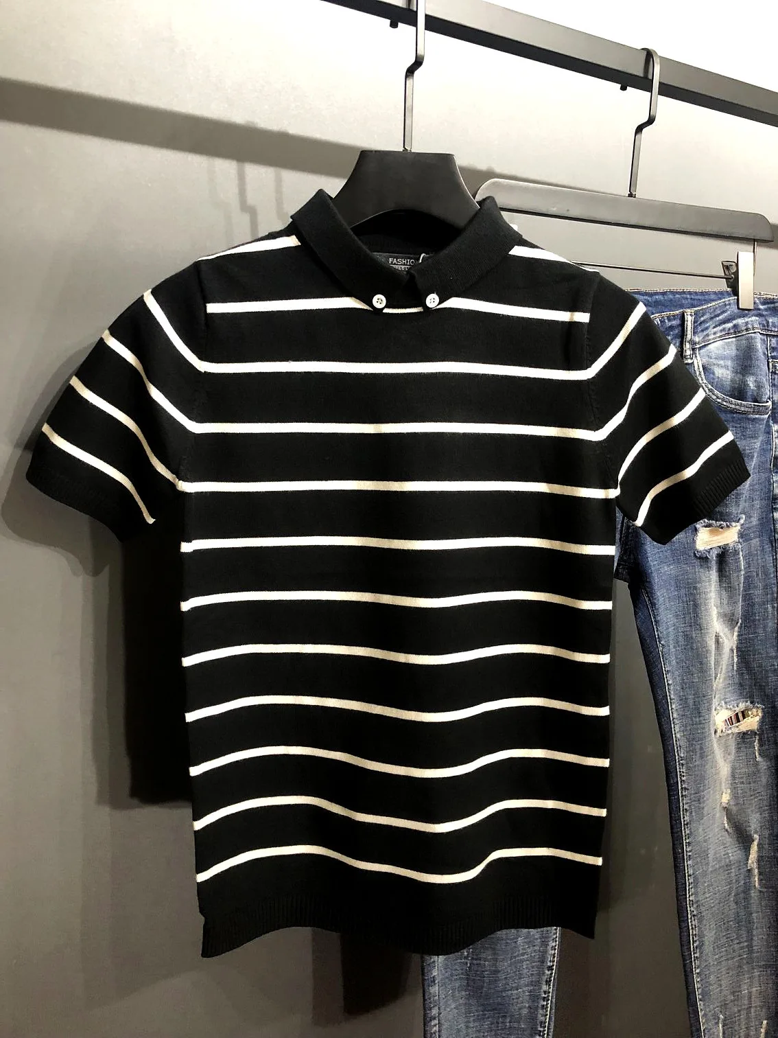 

Мужская полосатая трикотажная рубашка-поло Мужчины весна/лето тощий трикотаж футболки тонкий тонкий лед шелк короткие рукава тройник футб...