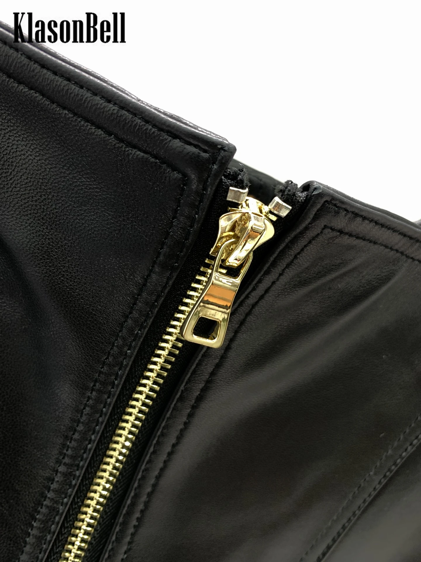 Рисунок 5 - 6,30 KlasonBell модное черное платье