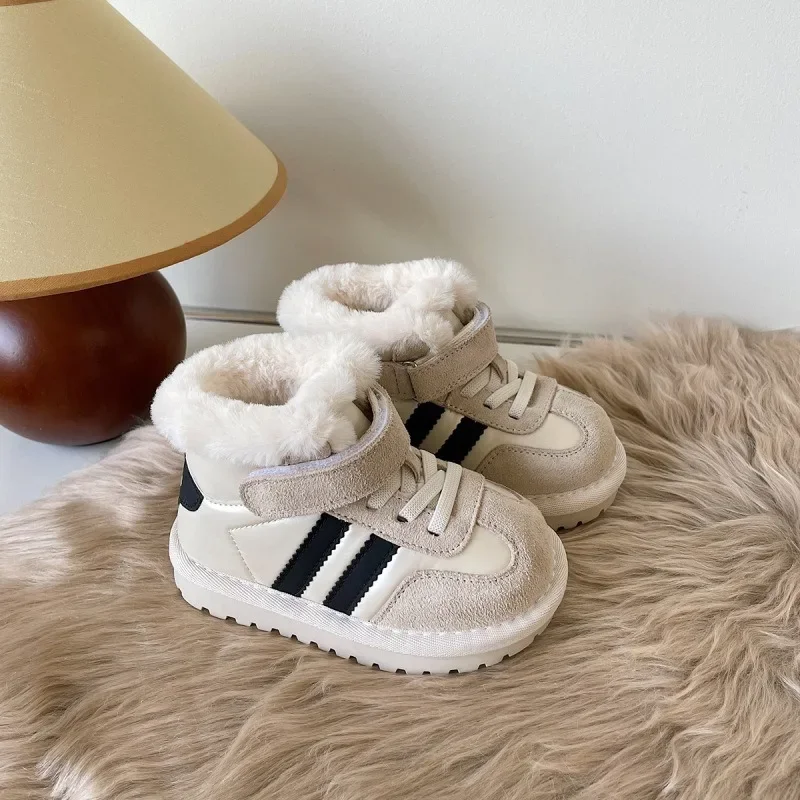 Детские зимние ботинки