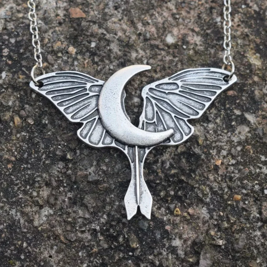 

Gothic Vintage Moon Moth Charm Necklace For Women Men Fashion Alternative Jewelry Accessories Gift Goth Moth Pendant Choker New