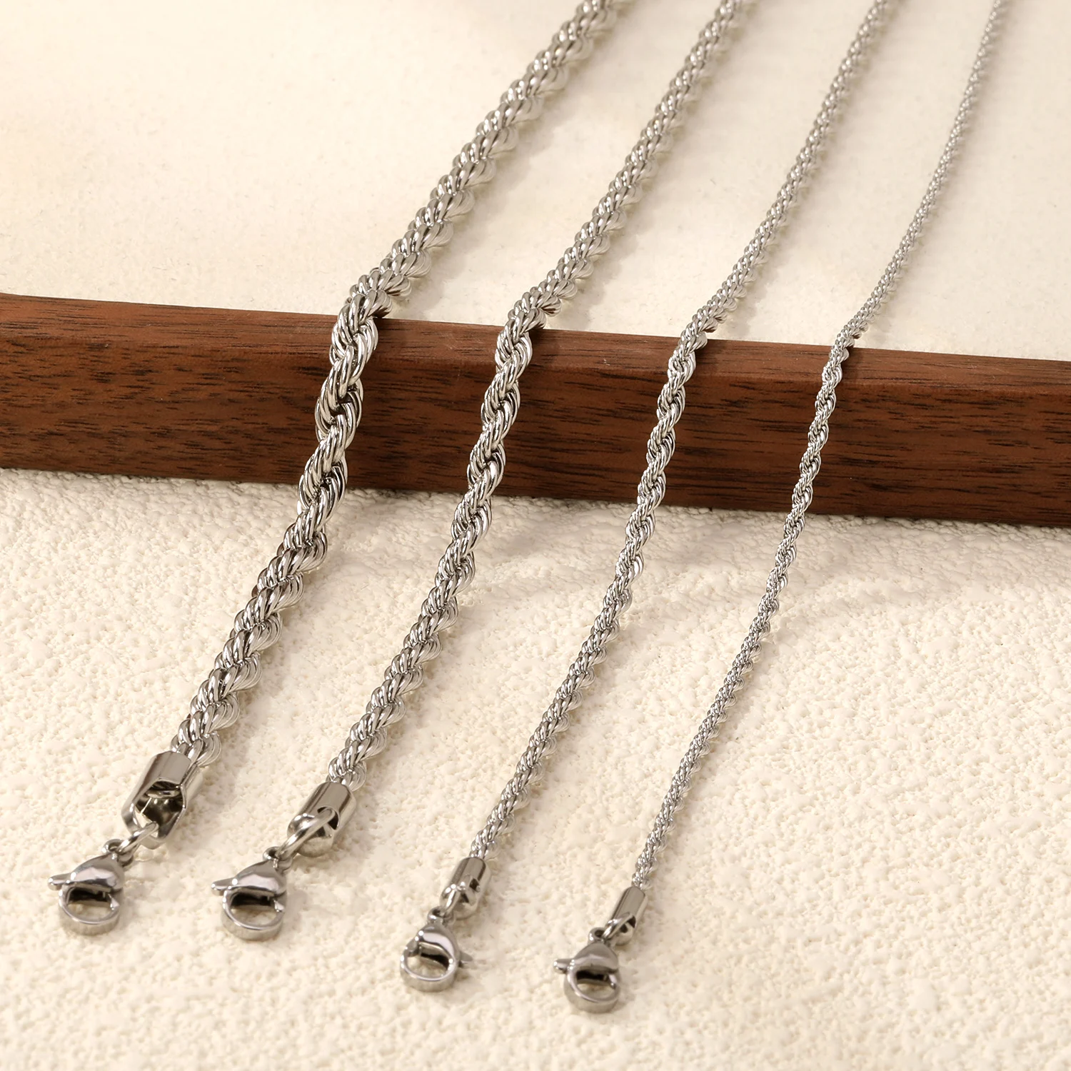 Фото LUXUSTEEL 1 шт. 2/3/4/5 мм поворотное колье-колье, веревка из нержавеющей стали, серебристый тон, золотая цепочка для женщин и мужчин, ювелирные изделия, подарки №2