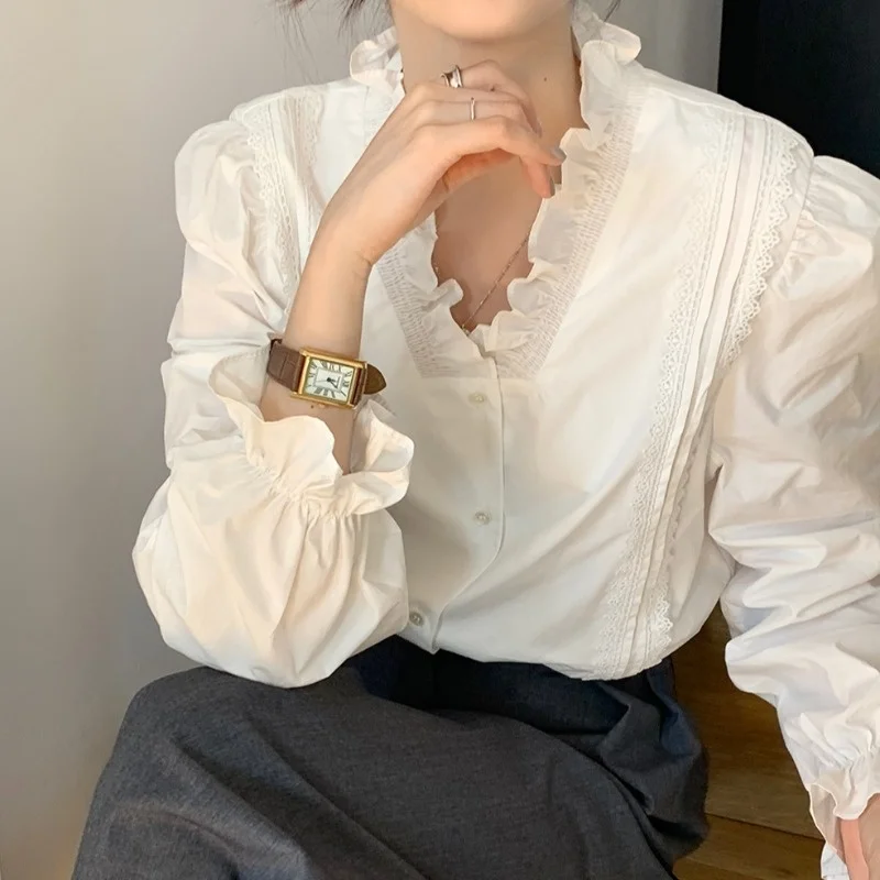 

Women's Blouse Korean French V-neck Single Breasted Lace Sleeve Shirt