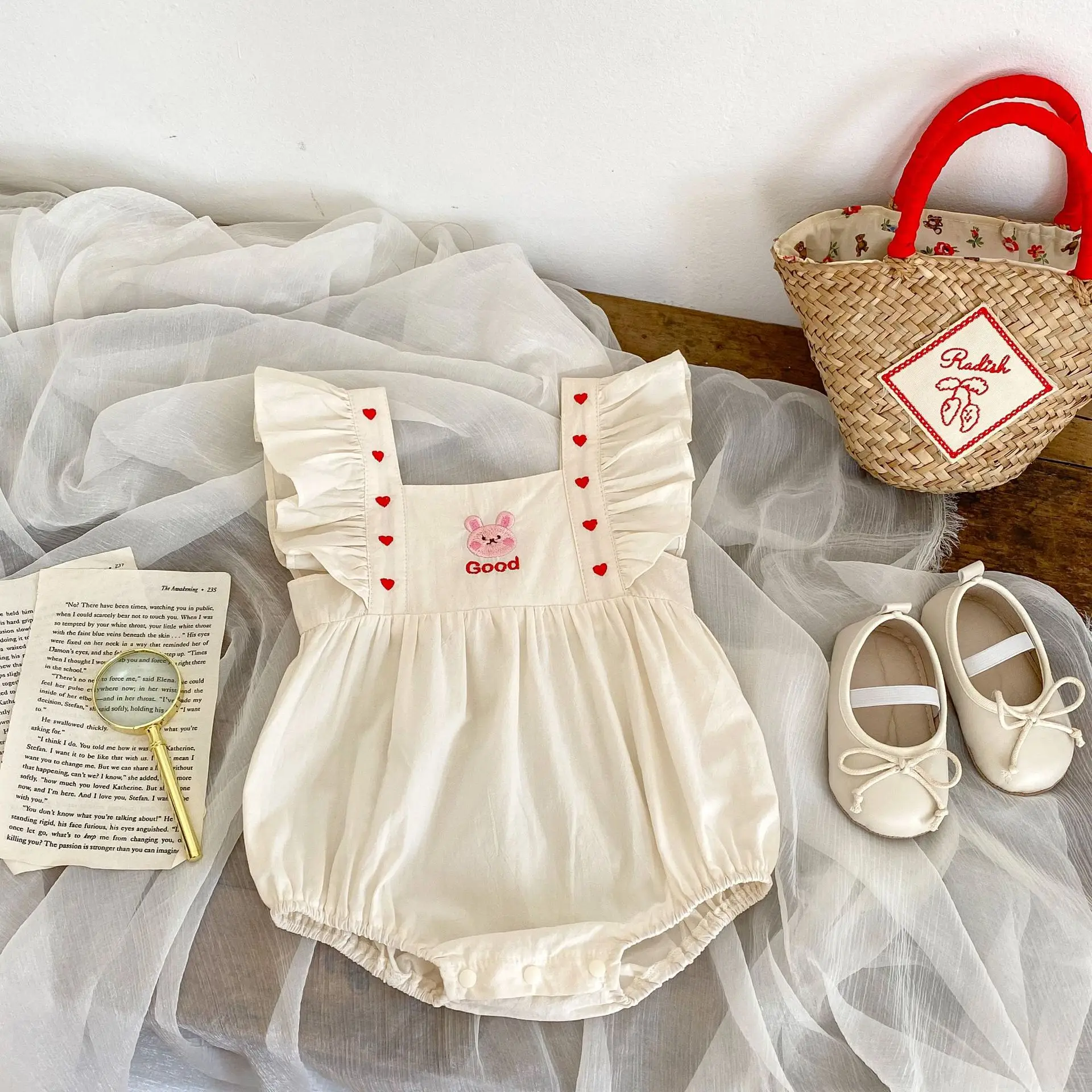 

5806B Одежда для новорожденных девочек, Новинка лета 2023, цельнокроеная Одежда для девочек с вышивкой в виде кролика