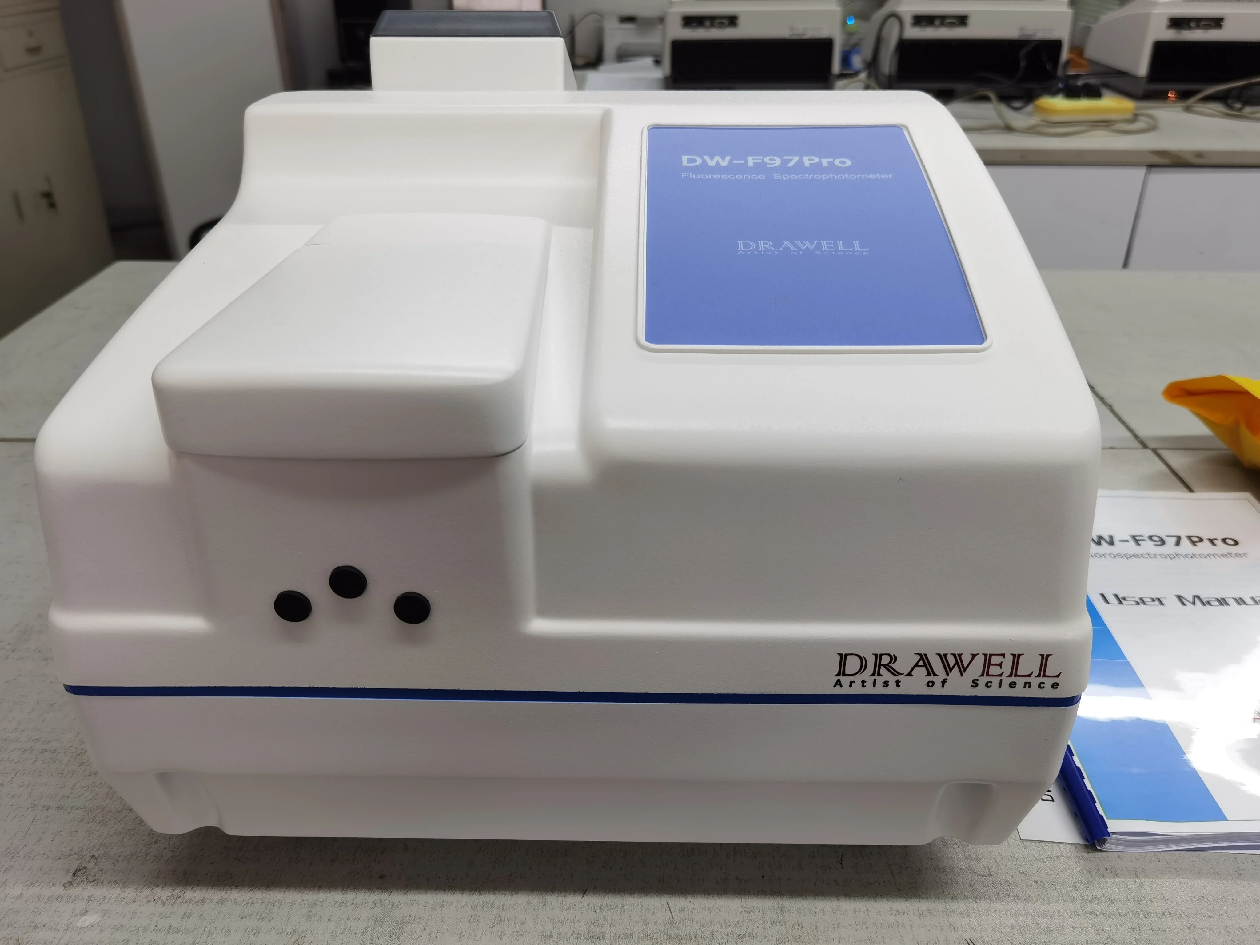 200 нм - 900 Дешевая цена Лабораторный спектрометр Флуоресцентный спектрофотометр