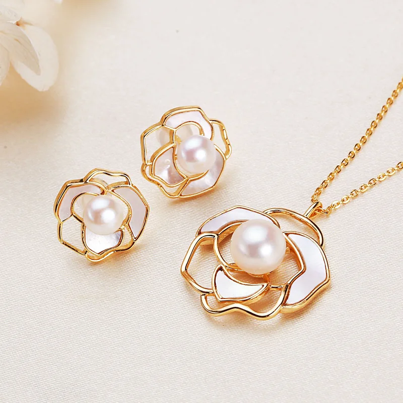 

Freshwater Pearl Two-Piece Suit Wholesale Camellia Ear Stud Pendant Necklace 925 Silver Earring Elegant Christmas Gift for Woman
