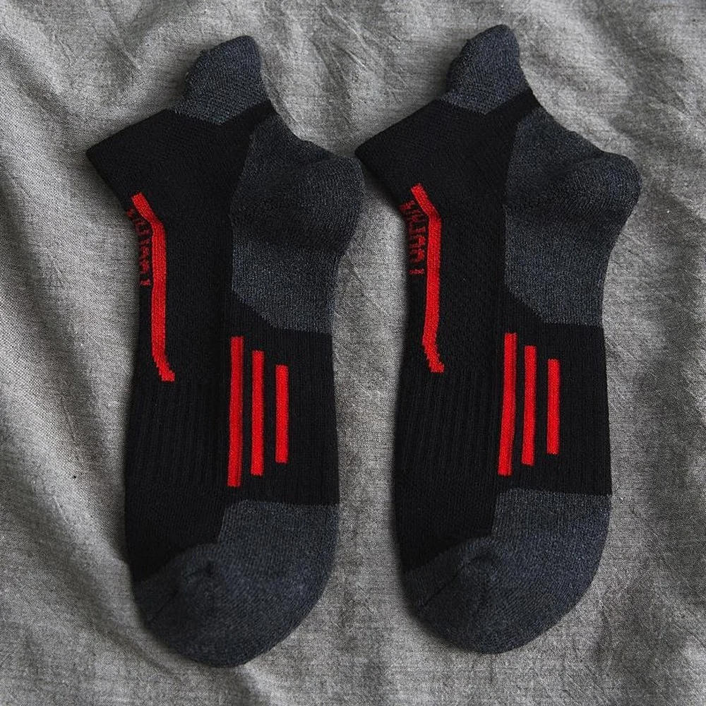 5 Pairs Autumn and Winter New Fashion Casual Women and Men Sports Socks Shallow Terry Low-Help Ankle Brace Cotton Women Socks