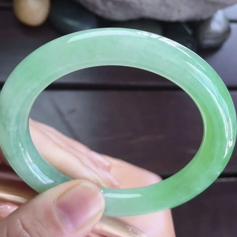 Оптовая продажа с завода натуральные товары из Мьянмы полный зеленый круглый