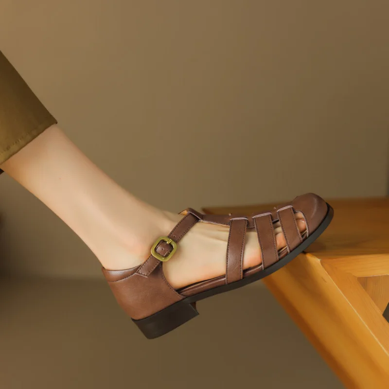 French 2023 Summer New Retro Round Head Flat Leather Braided Baotou Soft Bottom Fashion Roman Sandals Female Tide 32-48 HG160-9