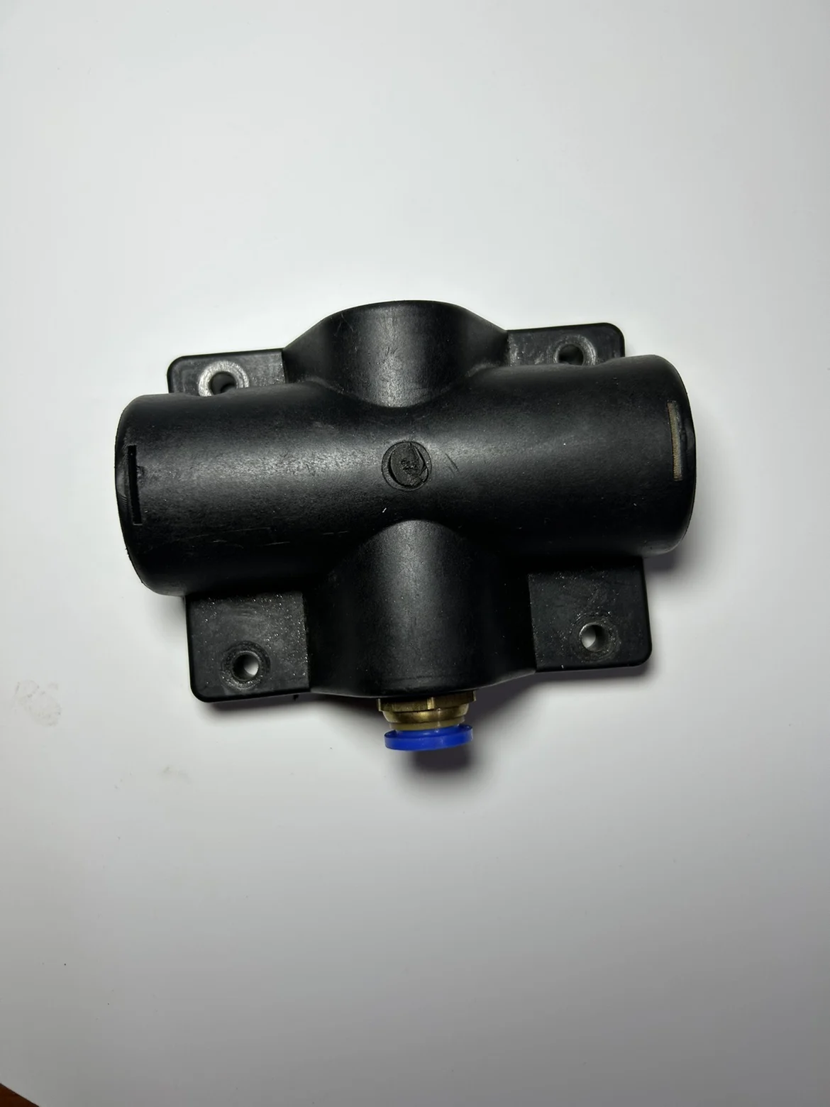 

Пневматический диафрагменный насос, воздушный клапан