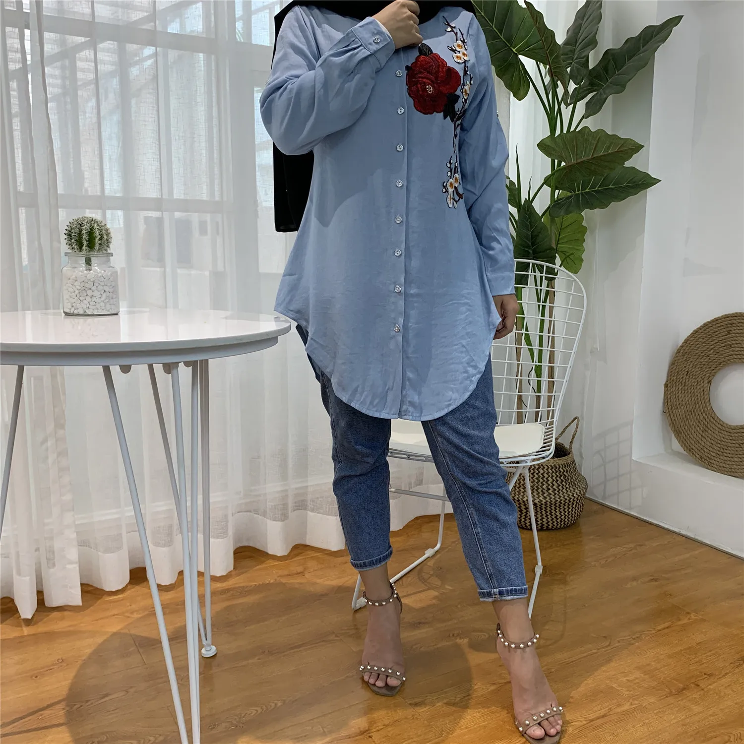 Muslim Dress Fashion Middle East Duabi Abaya Turkey Robe Women Lapel Long Sleeve Embroidery Slim Denim Tops