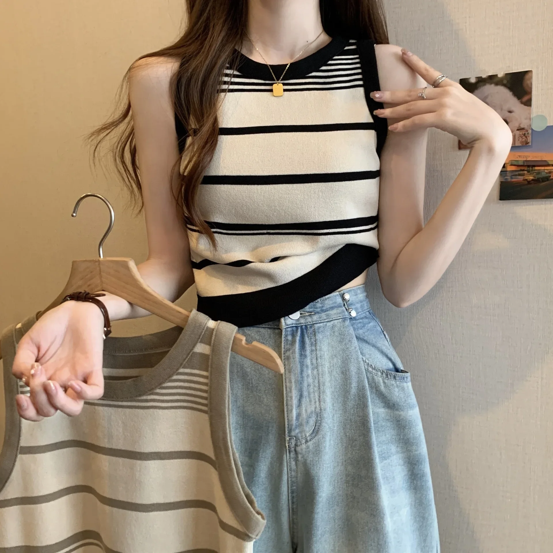 Полосатый вязаный жилет с цветными блоками женская летняя верхняя одежда