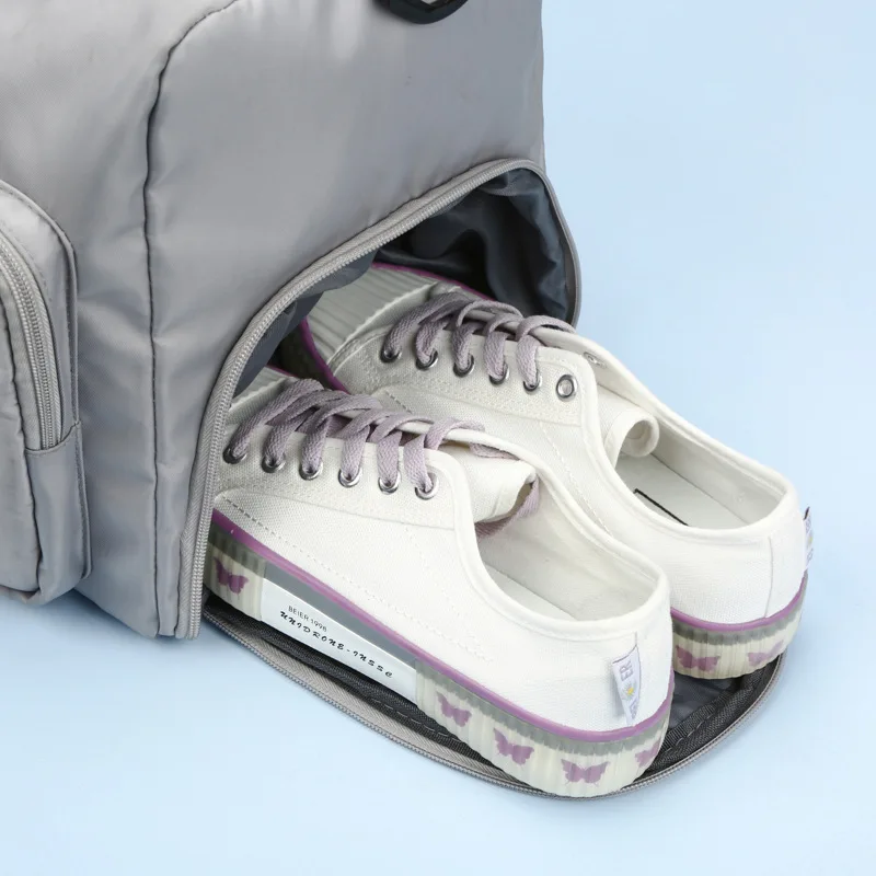 Дорожная сумка для багажа женская и мужская через плечо вместительная уличная