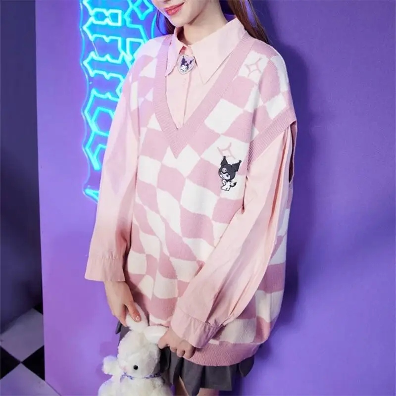 

Осенний вязаный свитер Kuromi Sanrio Ins Girl Harajuku с V-образным вырезом без рукавов Верхняя одежда преппи куртка Милая женская аниме одежда