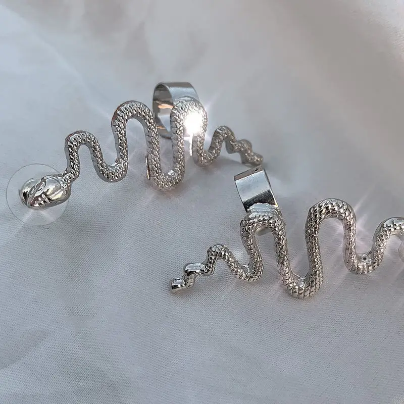 

1Pcs Snake Clips On Earrings for Women Vintage Zircon Silver Ear Bone Clip Punk Ear Cuffs Personality Jewelry Accessories Gift
