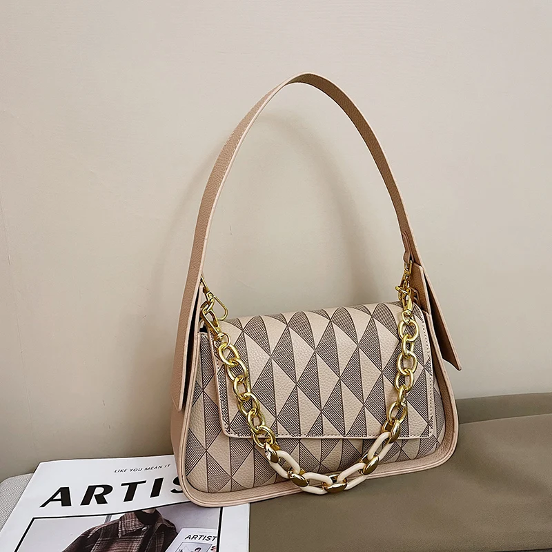 Women Shoulder Bags Luxury PU Handbag Vintage Clip Clutch Bag Purses Mini Acrylic Chain Crossbody Totes Ladies Trendy Hand Bag