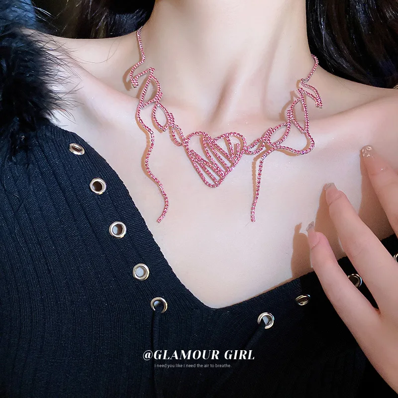 

Ожерелье с подвеской Стразы в виде РОЗОВОГО СЕРДЦА для девочек