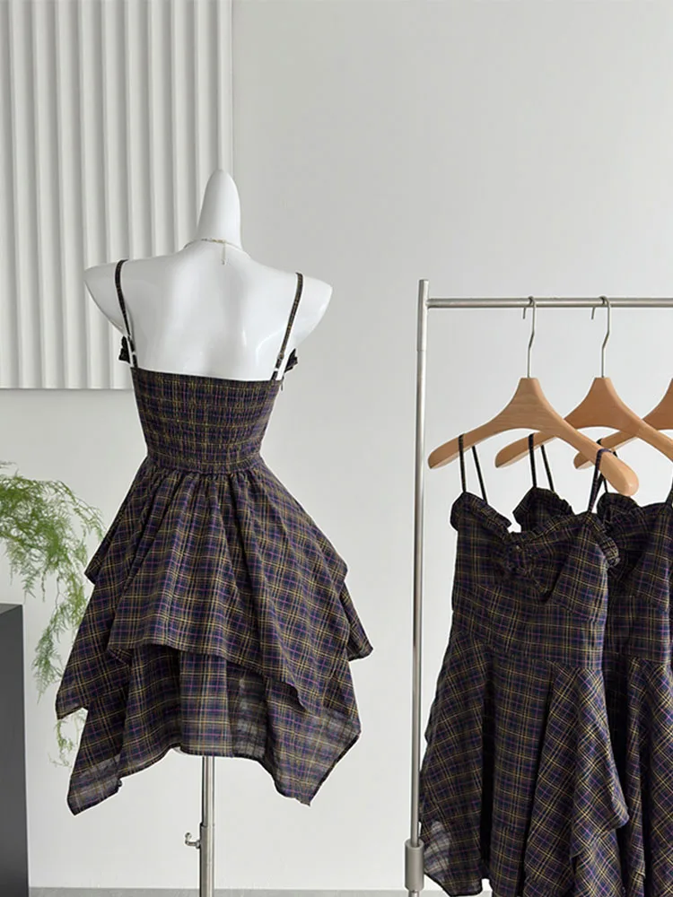 Винтажное модное пикантное платье в стиле пэчворк на бретелях-спагетти Лето 2024