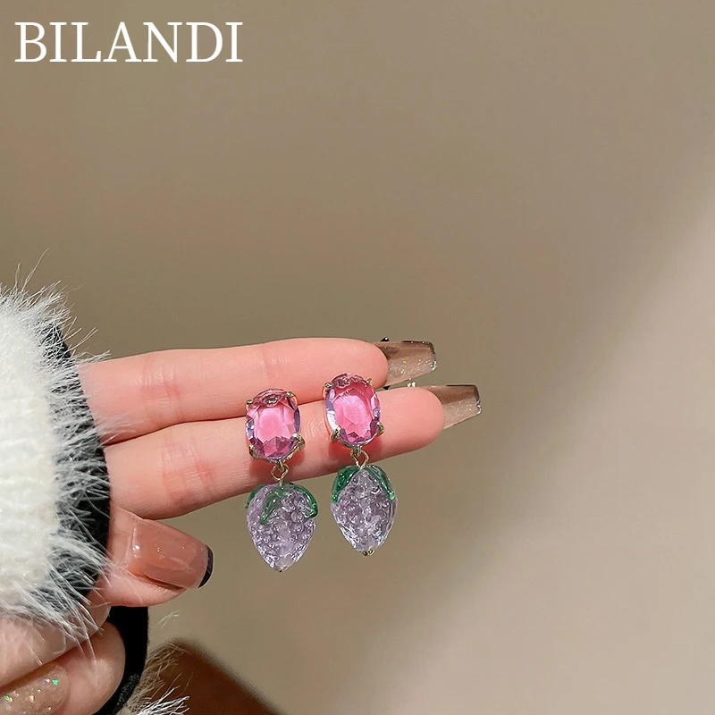 

Bilandi S925 needle Sweet Jewelry Strawberry Earrings 2022 New Trend Purple Pink Resin Drop Earrings For Girl Lady Gifts