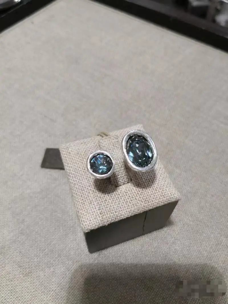 2022 New Edition UNO DE 50 Trendy Silver Plated 14k Yellow Gold Charm Silver Double Sapphire Ring Niche Jewelry Gift